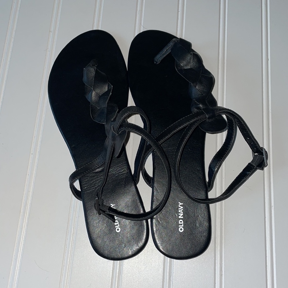 Old Navy sandals black